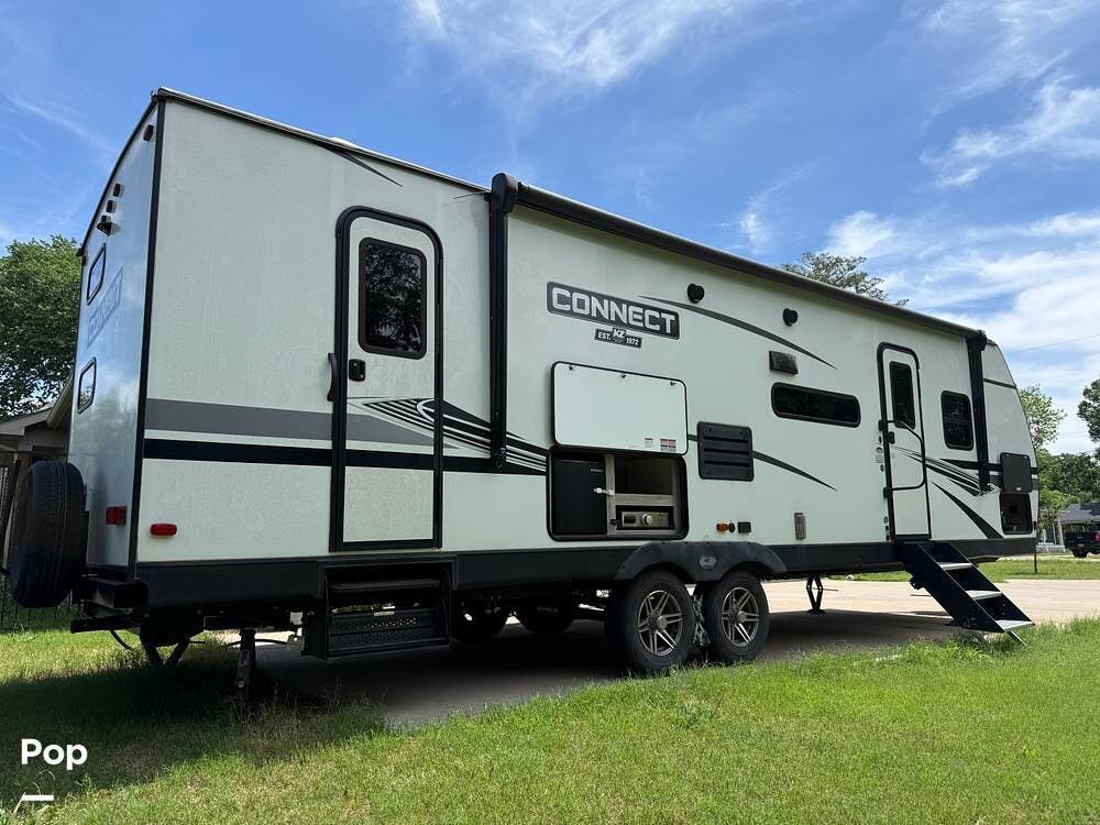 Contact us now about this 2022 K-Z Connect 291BHK! 2022 Connect 291BHK by K-Z from Pop RVs in Forney, Texas