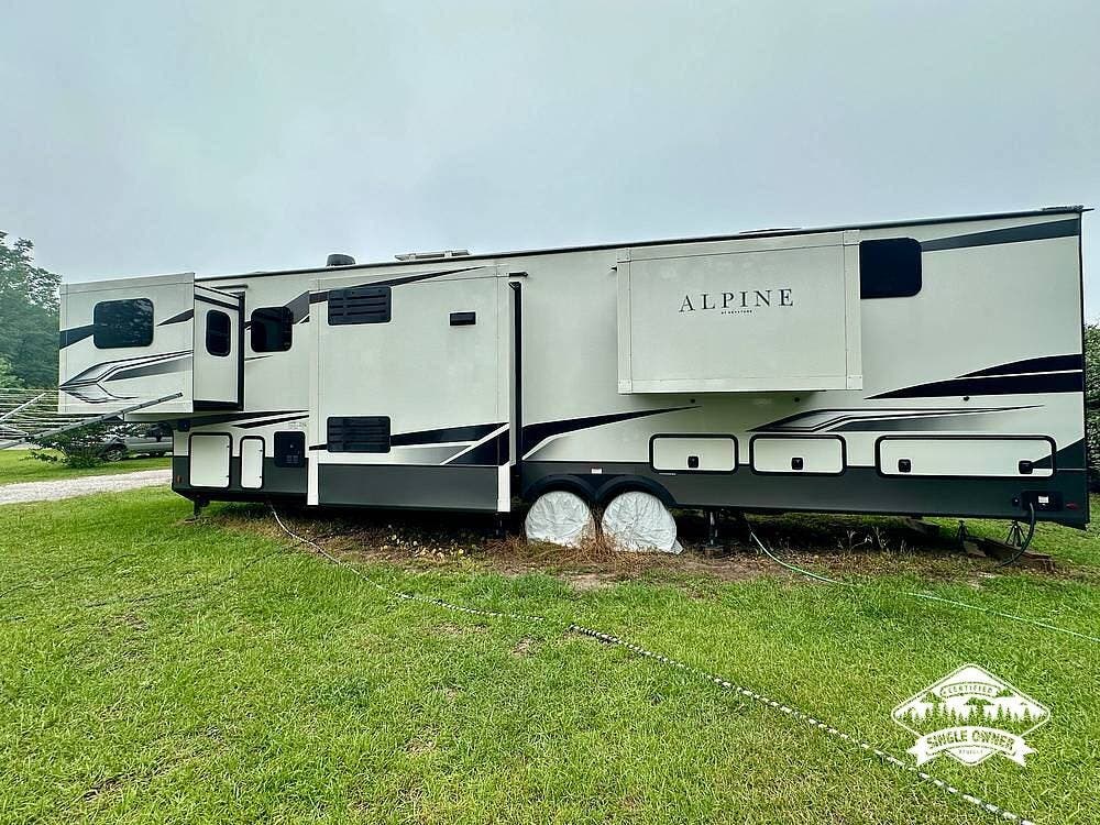 Used 2023 Keystone Alpine 3712KB available in Longs, South Carolina
