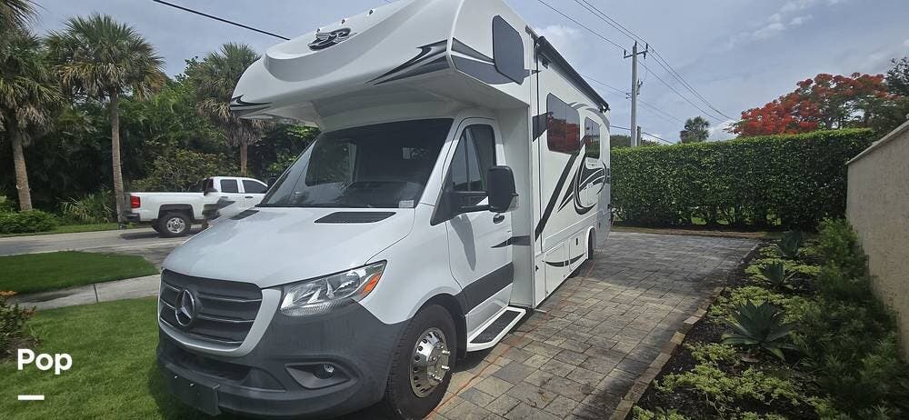 Contact us now about this 2022 Jayco Melbourne 24R! 2022 Melbourne 24R by Jayco from Pop RVs in Delray Beach, Florida