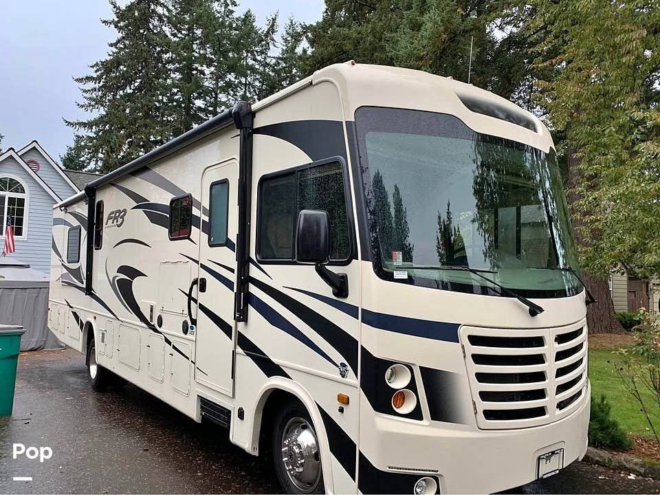 Call now about this 2020 Forest River FR3 34DS! 2020 Forest River FR3 34DS - Used Class A For Sale by Pop RVs in Newberg, Oregon features Awning, Air Conditioning, Leveling Jacks, Slideout, Generator