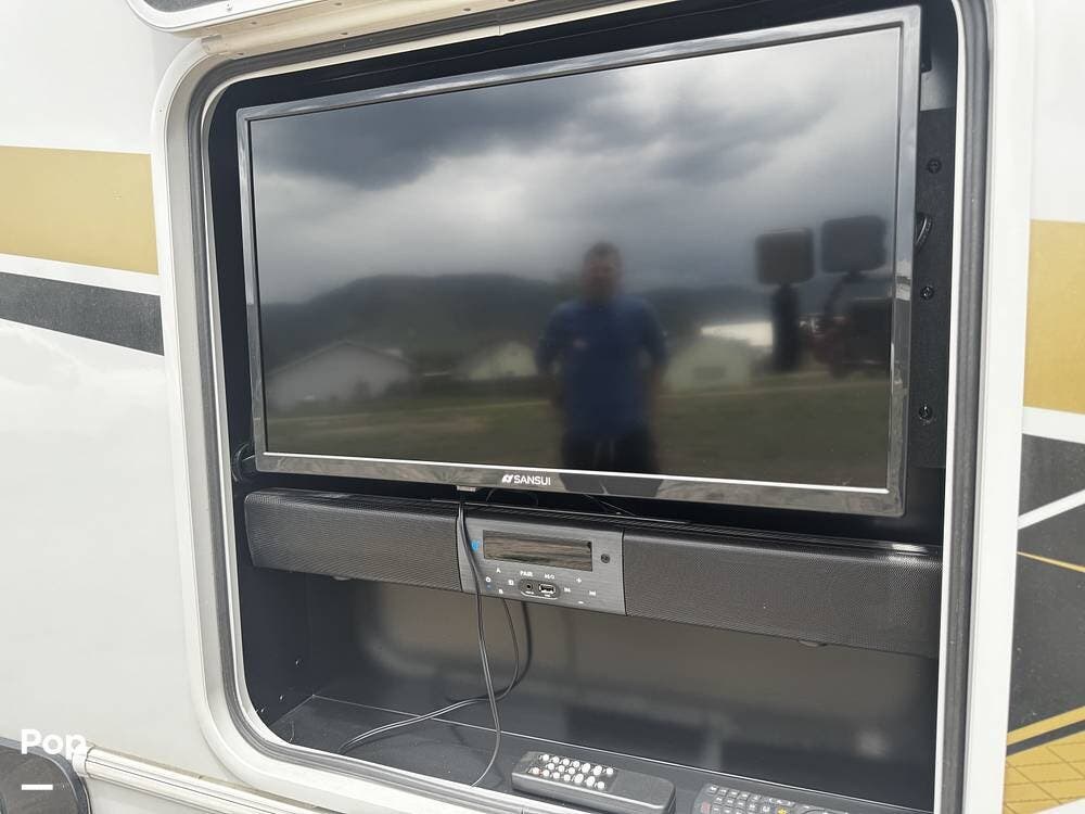 Contact us now about this 2023 Coachmen Prism 24CB! 2023 Prism 24CB by Coachmen from Pop RVs in Monument, Colorado