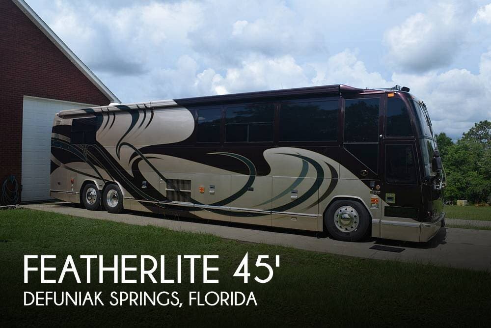 Email now about this 2002 Prevost Featherlite H3-45 VIP! Used 2002 Prevost Featherlite H3-45 VIP available in Defuniak Springs, Florida