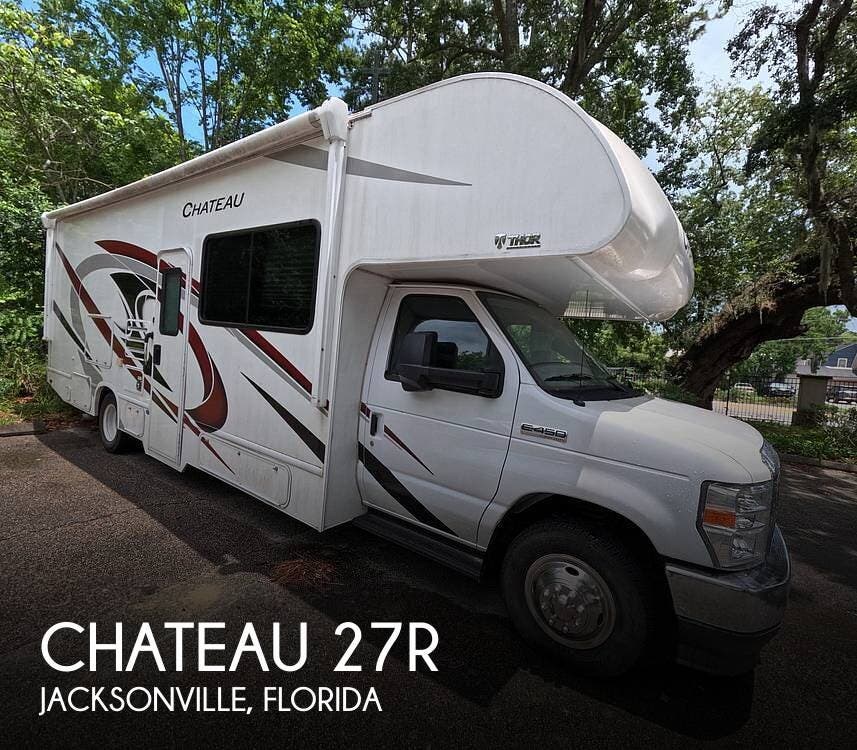 Email now about this 2022 Thor Motor Coach Chateau 27R! Used 2022 Thor Motor Coach Chateau 27R available in Jacksonville, Florida