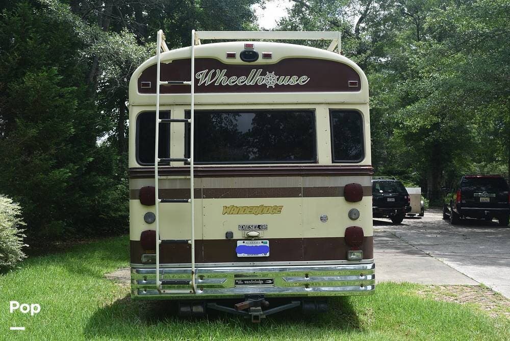 Call now about this 1982 Blue Bird Wanderlodge FC35! 1982 Blue Bird Wanderlodge FC35 - Used Diesel Pusher For Sale by Pop RVs in Brewton, Alabama features Air Conditioning, Awning, Generator, Leveling Jacks