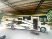 Call now about this 2022 Thor Motor Coach Hurricane 34R! 2022 Thor Motor Coach Hurricane 34R - Used Class A For Sale by Pop RVs in Geneva, Alabama features Slideout