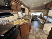 Call now about this 2016 Thor Motor Coach Chateau 29G! 2016 Thor Motor Coach Chateau 29G - Used Class C For Sale by Pop RVs in Willis, Texas features Generator, Air Conditioning, Awning, Slideout