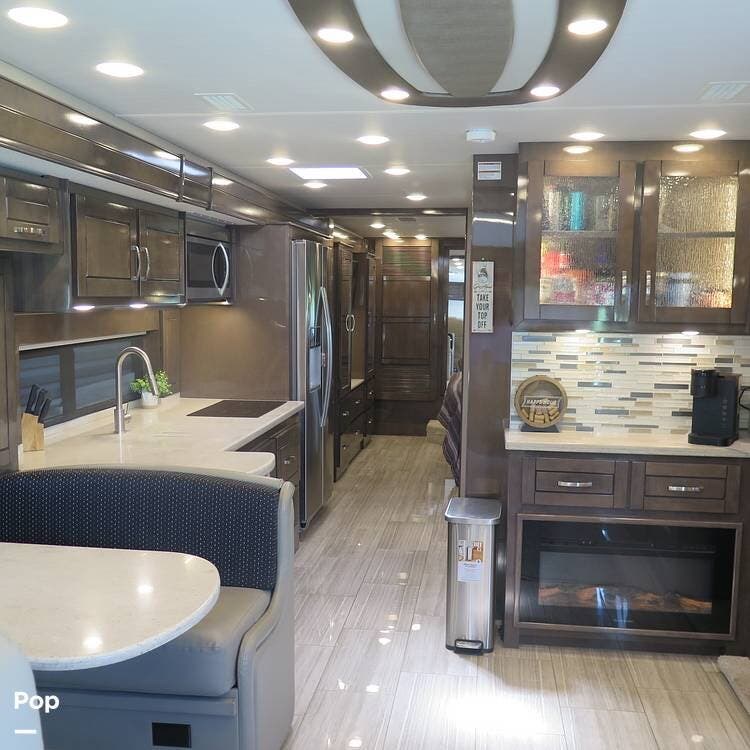 Used 2021 Entegra Coach Reatta 37K available in Bismarck, North Dakota