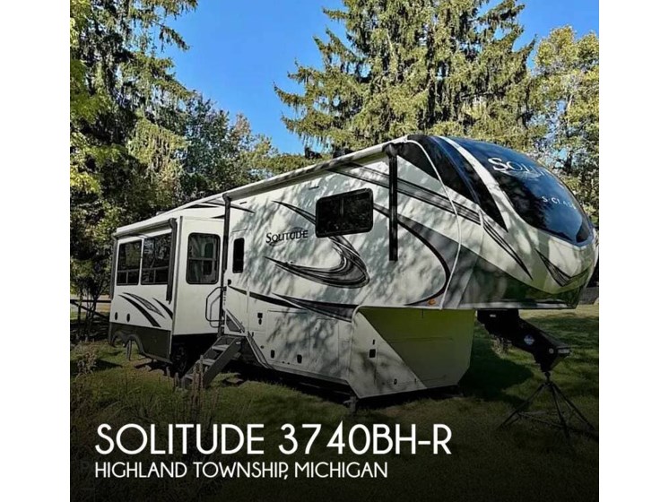 Email now about this 2021 Grand Design Solitude 3740BH-R! Used 2021 Grand Design Solitude 3740BH-R available in Highland Township, Michigan