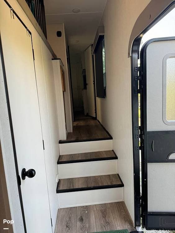 Contact us now about this 2022 Prime Time Crusader 382MBH! 2022 Crusader 382MBH by Prime Time from Pop RVs in Punta Gorda, Florida