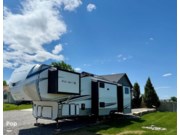 Call now about this 2022 Keystone Avalanche 378BH! 2022 Keystone Avalanche 378BH - Used Fifth Wheel For Sale by Pop RVs in Billings, Montana features Awning, Slideout, Air Conditioning, Leveling Jacks