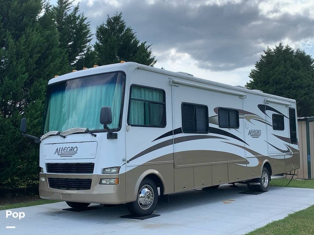 Call now about this 2007 Tiffin Allegro 35TSA! 2007 Tiffin Allegro 35TSA - Used Class A For Sale by Pop RVs in Pembroke, Georgia features Awning, Slideout, Leveling Jacks, Generator, Air Conditioning