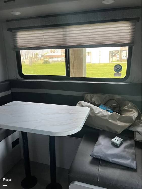 Contact us now about this 2022 Coachmen Freelander 22XG! 2022 Freelander 22XG by Coachmen from Pop RVs in Crystal Beach, Texas