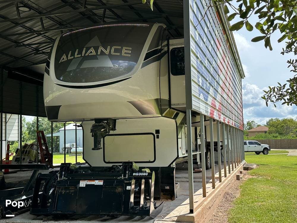 Used 2021 Alliance RV Paradigm 340RL available in Lake Jackson, Texas