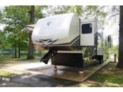 Contact us now about this 2022 Vanleigh Beacon 42RDB! 2022 Beacon 42RDB by Vanleigh from Pop RVs in Tuscaloosa, Alabama
