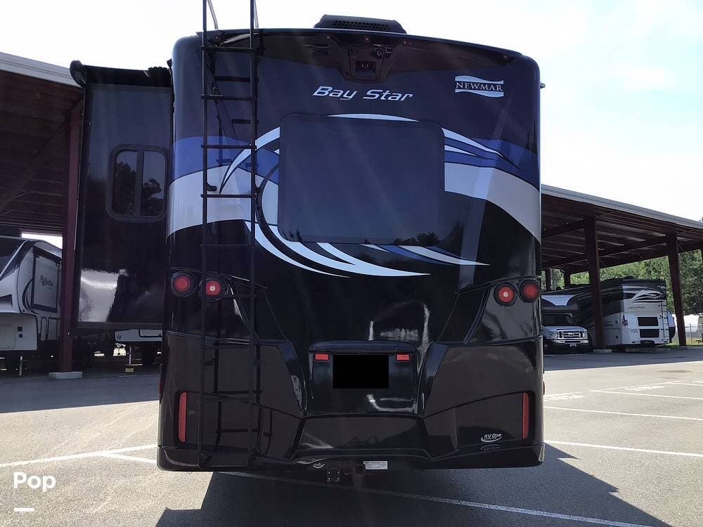 Used 2019 Newmar Bay Star 3414 available in Chesterfield, Virginia