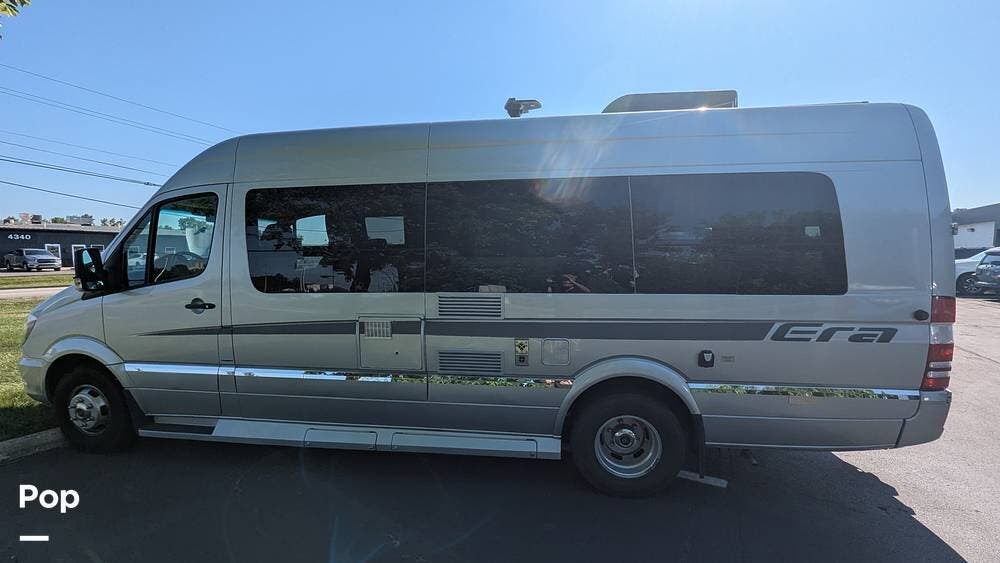 Call now about this 2014 Winnebago Era 70X! 2014 Winnebago Era 70X - Used Class B For Sale by Pop RVs in Indianapolis, Indiana features Generator, Awning, Air Conditioning