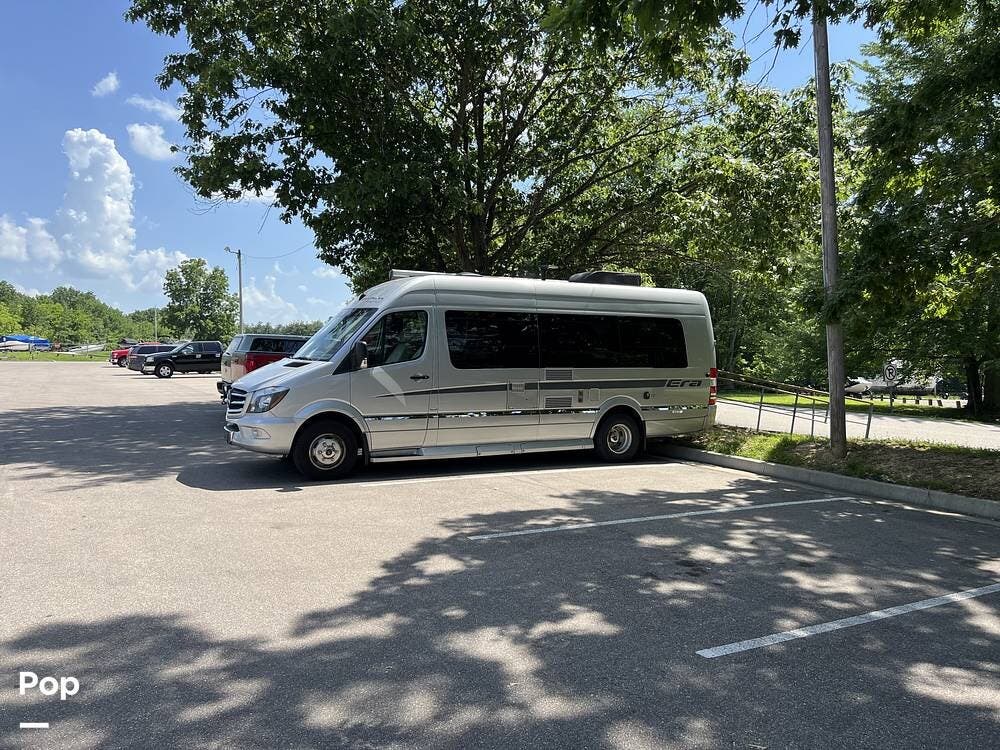 Contact us now about this 2014 Winnebago Era 70X! 2014 Era 70X by Winnebago from Pop RVs in Indianapolis, Indiana