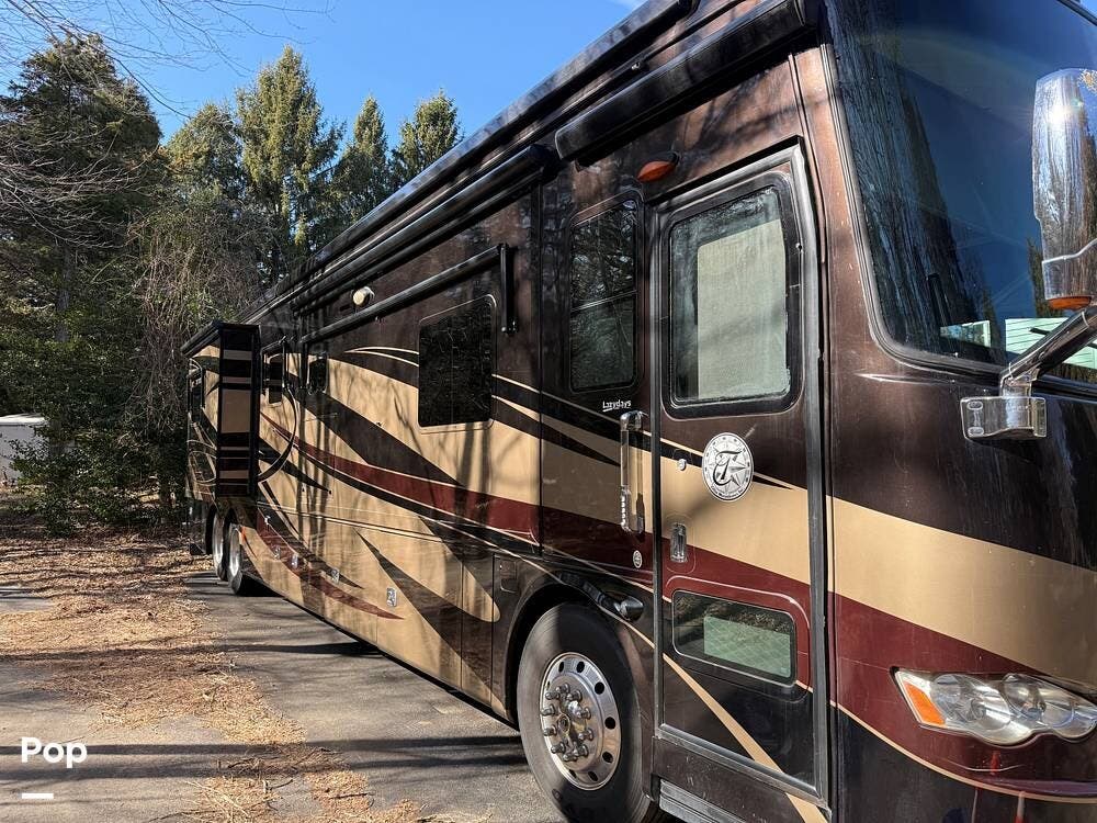 Contact us now about this 2012 Tiffin Allegro Bus 43 QGP! 2012 Allegro Bus 43 QGP by Tiffin from Pop RVs in Marshfield, Massachusetts