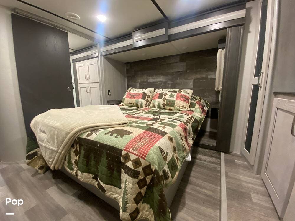 Contact us now about this 2021 Keystone Montana High Country 295RL! 2021 Montana High Country 295RL by Keystone from Pop RVs in Wilmington, Ohio