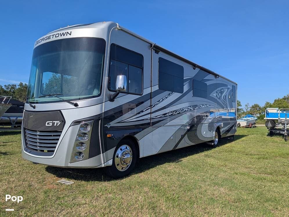Call now about this 2022 Forest River Georgetown GT7 36D7! 2022 Forest River Georgetown GT7 36D7 - Used Class A For Sale by Pop RVs in Apollo Beach, Florida features Generator, Air Conditioning, Slideout, Awning, Leveling Jacks