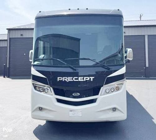 Contact us now about this 2021 Jayco Precept 34G! 2021 Precept 34G by Jayco from Pop RVs in Burlington, Wisconsin