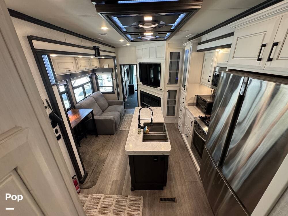 Contact us now about this 2022 DRV Full House LX455! 2022 Full House LX455 by DRV from Pop RVs in Sarasota, Florida