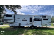 Call now about this 2024 Alliance RV Paradigm 395DS! 2024 Alliance RV Paradigm 395DS - Used Fifth Wheel For Sale by Pop RVs in Montgomery, Texas features Slideout, Leveling Jacks, Awning, Air Conditioning