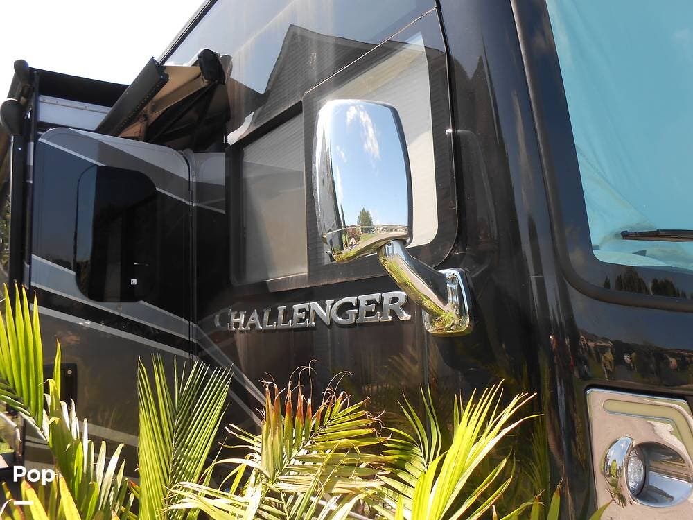 Call now about this 2022 Thor Motor Coach Challenger 37FH! 2022 Thor Motor Coach Challenger 37FH - Used Class A For Sale by Pop RVs in Egg Harbor Township, New Jersey features Awning, Leveling Jacks, Generator, Slideout, Air Conditioning
