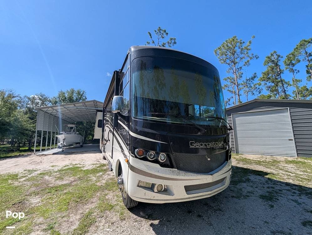 Contact us now about this 2015 Forest River Georgetown XL 360DS! 2015 Georgetown XL 360DS by Forest River from Pop RVs in North Port, Florida