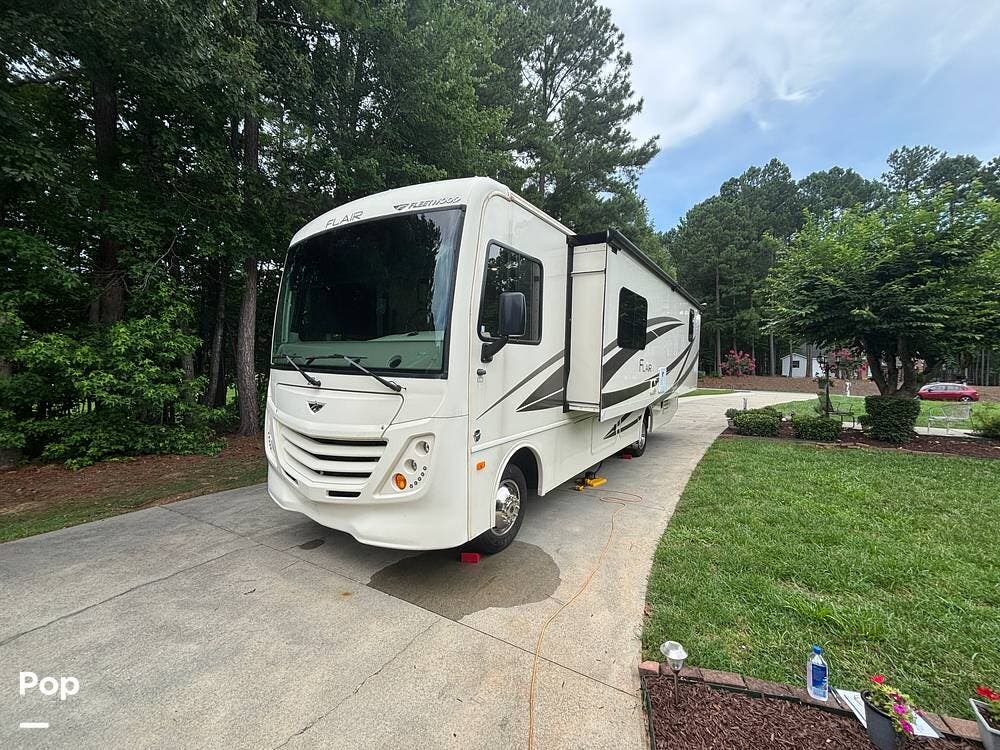 Contact us now about this 2019 Fleetwood Flair 29M! 2019 Flair 29M by Fleetwood from Pop RVs in Blanch, North Carolina