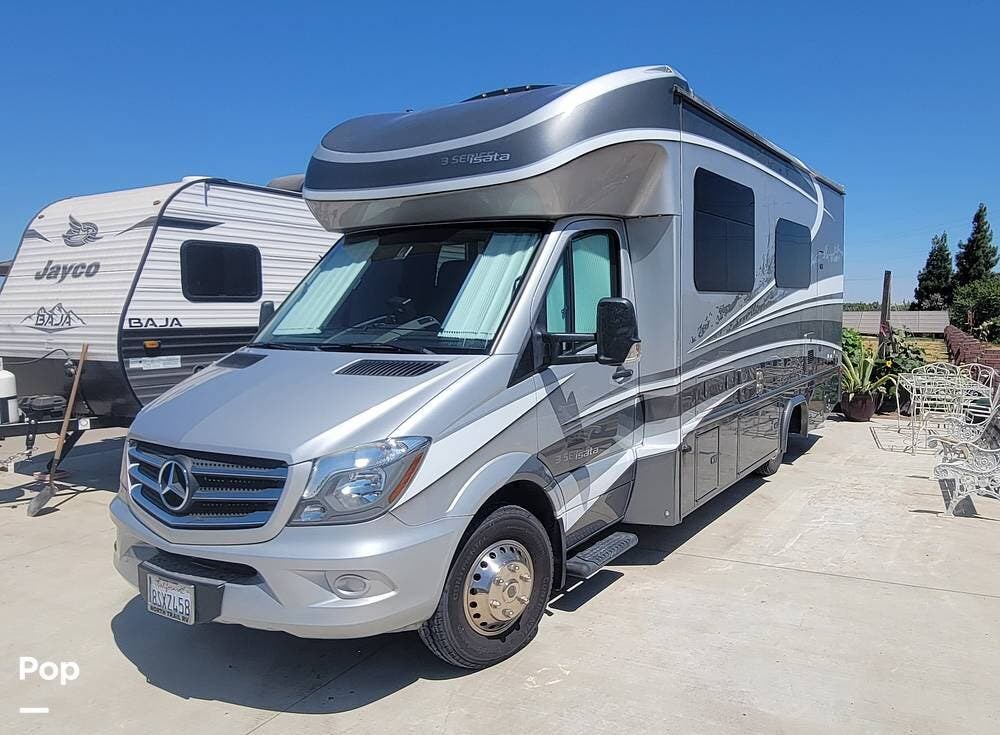 Contact us now about this 2020 Dynamax Corp Isata 24RB! 2020 Isata 24RB by Dynamax Corp from Pop RVs in Oakdale, California