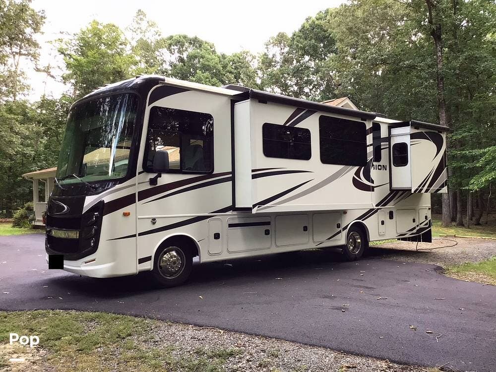Call now about this 2019 Entegra Coach Vision 31V! 2019 Entegra Coach Vision 31V - Used Class A For Sale by Pop RVs in Mineral, Virginia features Generator, Awning, Slideout, Leveling Jacks, Air Conditioning