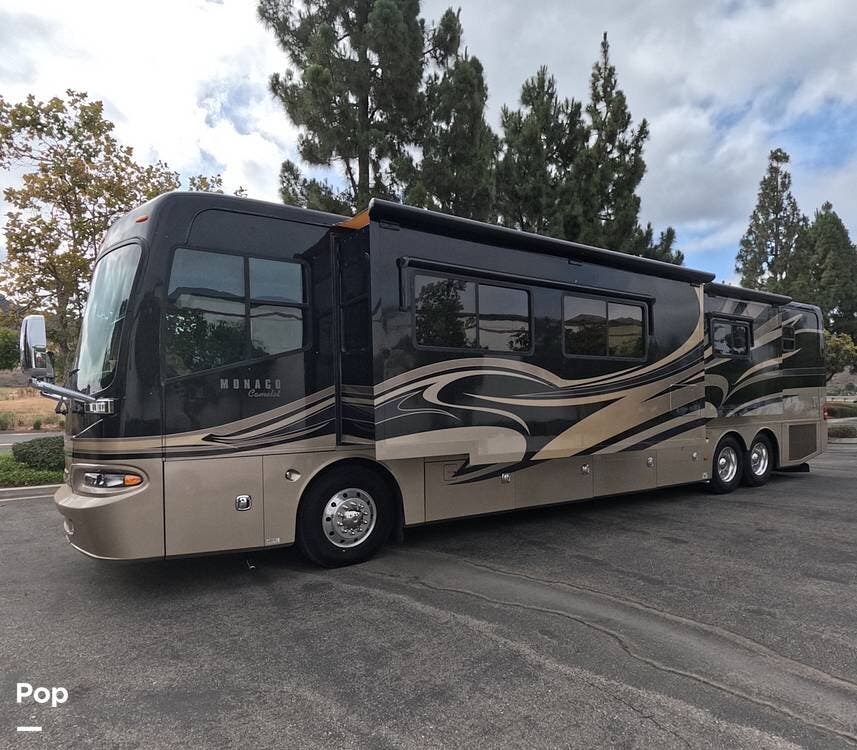 Contact us now about this 2009 Monaco RV Camelot 42DSQ! 2009 Camelot 42DSQ by Monaco RV from Pop RVs in Spicewood, Texas