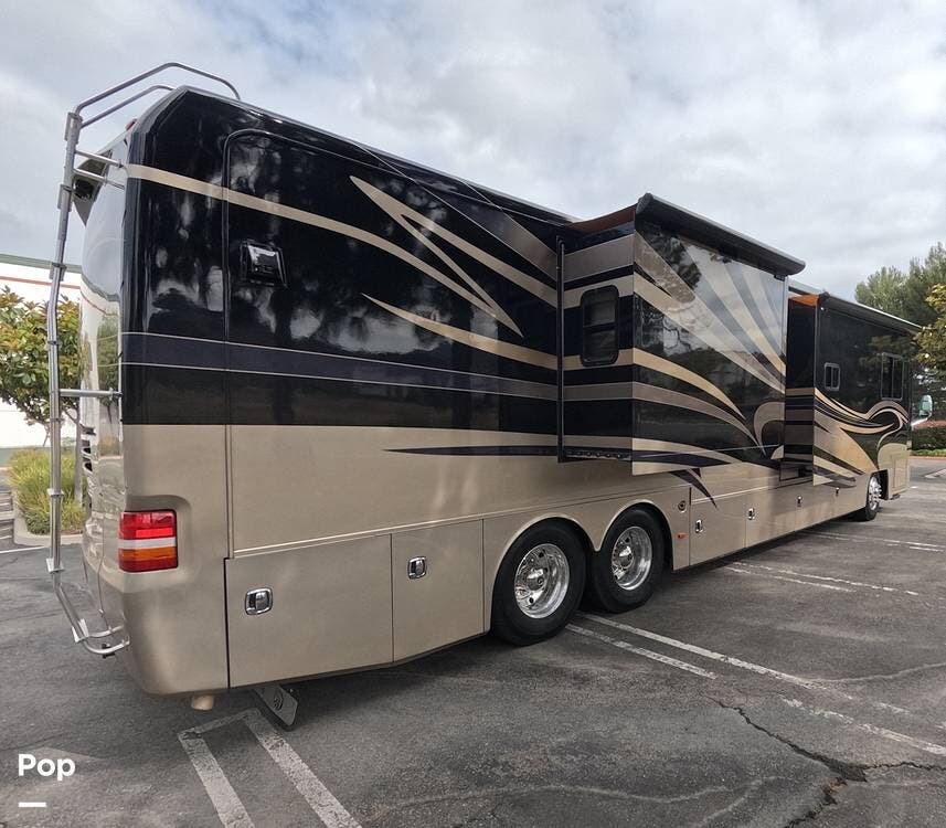 Used 2009 Monaco RV Camelot 42DSQ available in Spicewood, Texas