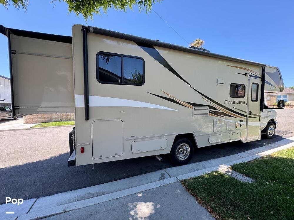 Contact us now about this 2018 Winnebago Minnie Winnie 26A (Premium Package)! 2018 Minnie Winnie 26A (Premium Package) by Winnebago from Pop RVs in Yorba Linda, California
