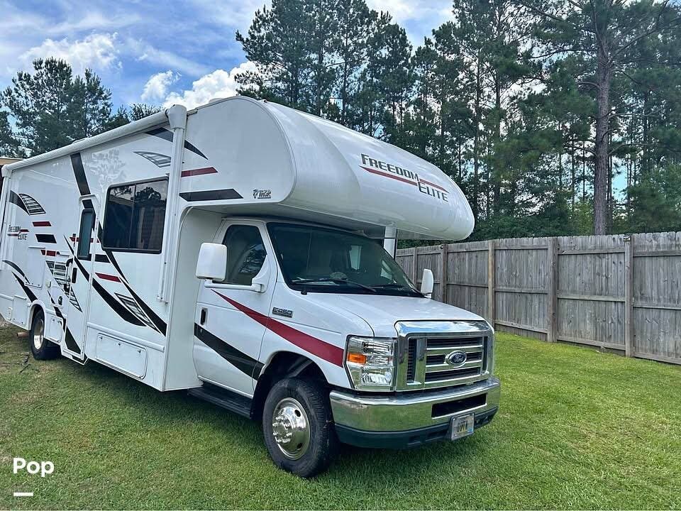 Contact us now about this 2020 Thor Motor Coach Freedom Elite 27FE! 2020 Freedom Elite 27FE by Thor Motor Coach from Pop RVs in Saucier, Mississippi