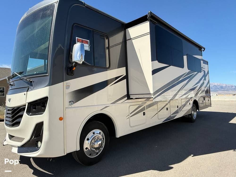 Call now about this 2021 Fleetwood Fortis 34MB! 2021 Fleetwood Fortis 34MB - Used Class A For Sale by Pop RVs in Tooele, Utah features Air Conditioning, Leveling Jacks, Awning, Slideout, Generator