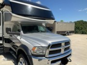 Used 2019 Dynamax Corp Isata 5 30FW available in Hollister, Missouri