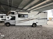 Call now about this 2017 Winnebago Minnie Winnie 26A! 2017 Winnebago Minnie Winnie 26A - Used Class C For Sale by Pop RVs in San Antonio, Texas features Generator, Air Conditioning, Awning, Slideout