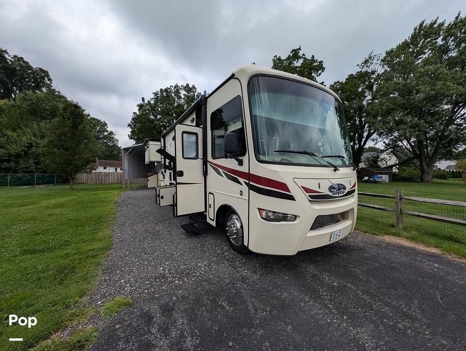 Call now about this 2015 Jayco Precept 35UN! 2015 Jayco Precept 35UN - Used Class A For Sale by Pop RVs in Wilmington, Delaware features Slideout, Air Conditioning, Awning, Leveling Jacks, Generator