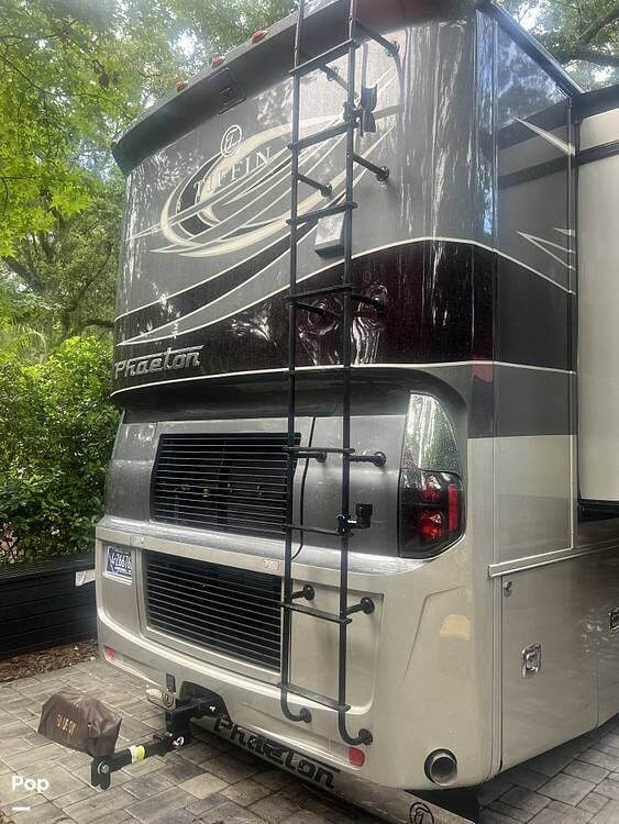 Call now about this 2019 Tiffin Phaeton 40 IH! 2019 Tiffin Phaeton 40 IH - Used Diesel Pusher For Sale by Pop RVs in Hilton Head Island, South Carolina features Generator, Awning, Slideout, Air Conditioning