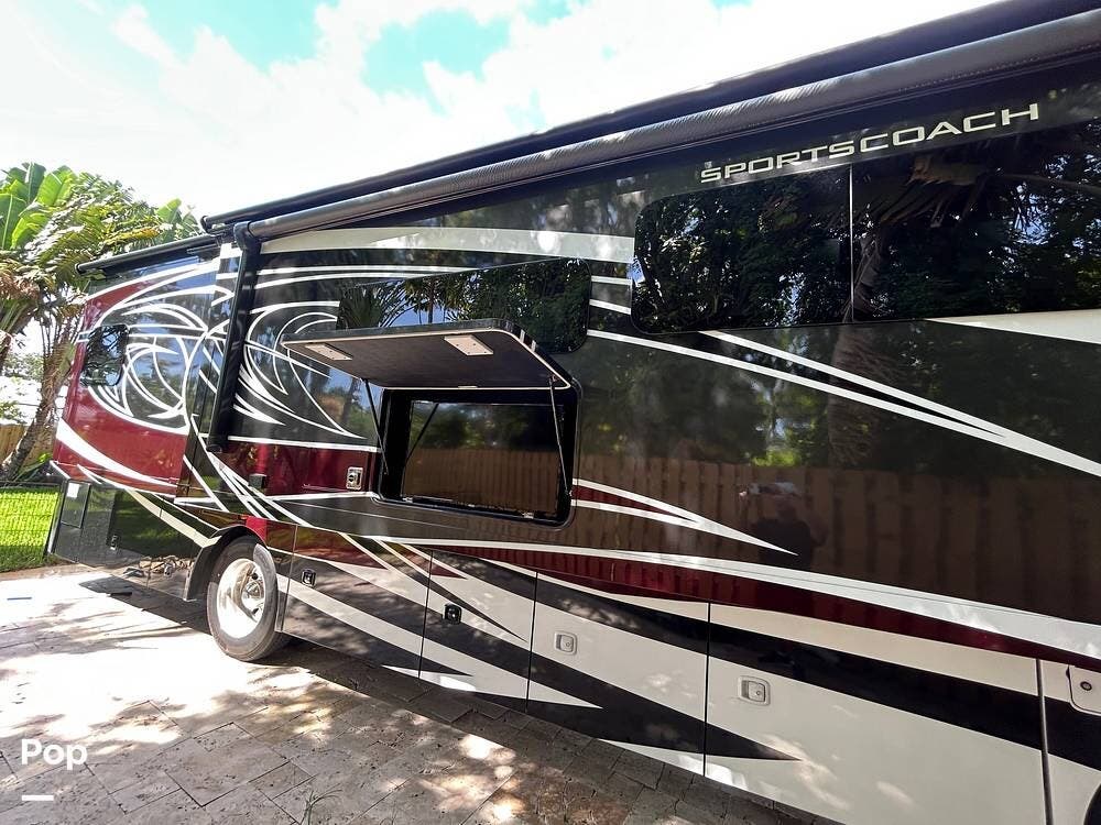 Contact us now about this 2021 Coachmen Sportscoach 354QS! 2021 Sportscoach 354QS by Coachmen from Pop RVs in Hollywood, Florida