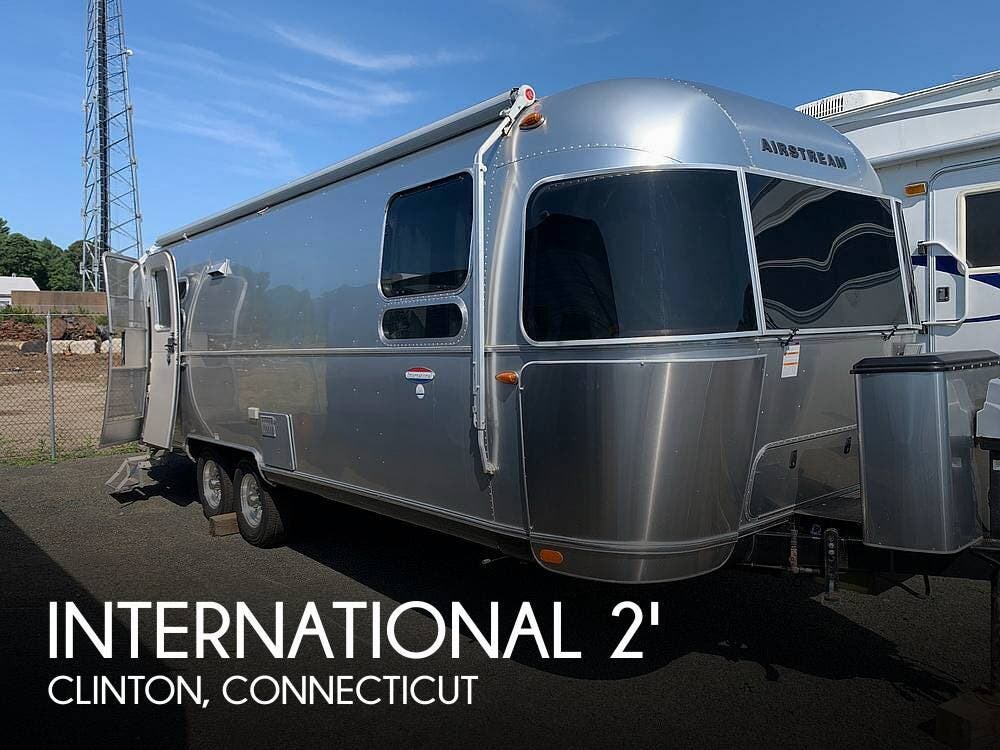 Email now about this 2017 Airstream International Serenity 27FB! Used 2017 Airstream International Serenity 27FB available in Clinton, Connecticut