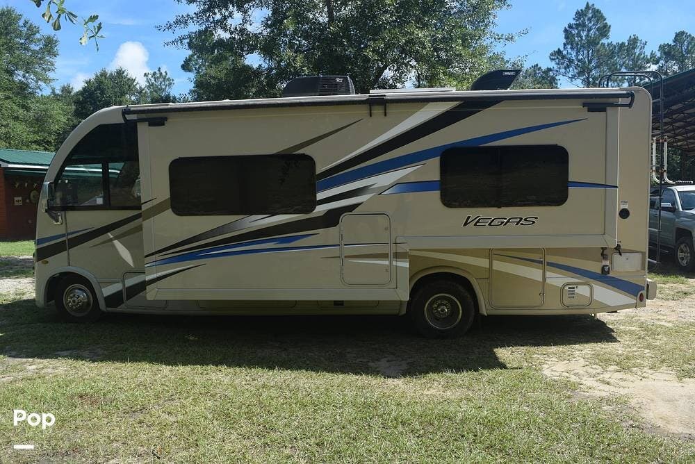Call now about this 2021 Thor Motor Coach Vegas 25.6! 2021 Thor Motor Coach Vegas 25.6 - Used Class A For Sale by Pop RVs in Laurel Hill, Florida features Leveling Jacks, Slideout, Air Conditioning, Generator, Awning
