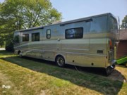 Call now about this 2006 Fleetwood Bounder 38N! 2006 Fleetwood Bounder 38N - Used Diesel Pusher For Sale by Pop RVs in East Longmeadow, Massachusetts features Leveling Jacks, Slideout, Awning, Air Conditioning, Generator