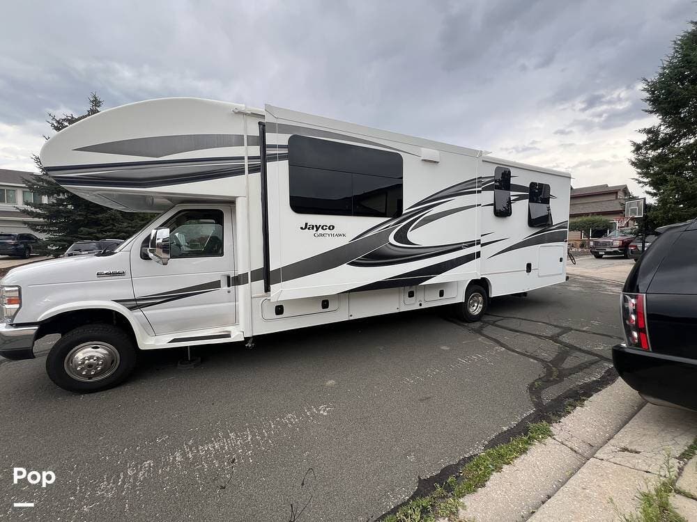 Call now about this 2018 Jayco Greyhawk 29ME! 2018 Jayco Greyhawk 29ME - Used Class C For Sale by Pop RVs in Colorado Springs, Colorado features Generator, Slideout, Leveling Jacks, Awning, Air Conditioning