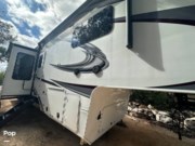 Contact us now about this 2022 Grand Design Solitude 375RES-R! 2022 Solitude 375RES-R by Grand Design from Pop RVs in Canyon Lake, Texas