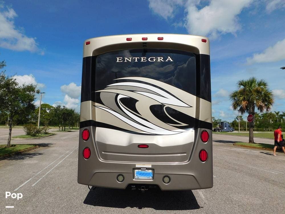 Contact us now about this 2019 Entegra Coach Emblem 36U! 2019 Emblem 36U by Entegra Coach from Pop RVs in Port Saint Lucie, Florida