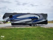 Contact us now about this 2020 Vanleigh Beacon 39RLB! 2020 Beacon 39RLB by Vanleigh from Pop RVs in Mexico, Missouri