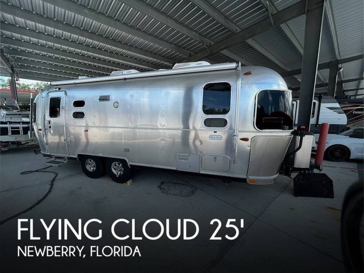 Email now about this 2020 Airstream Flying Cloud 25FB Twin! Used 2020 Airstream Flying Cloud 25FB Twin available in Newberry, Florida